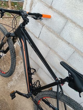 Bicicleta cube
