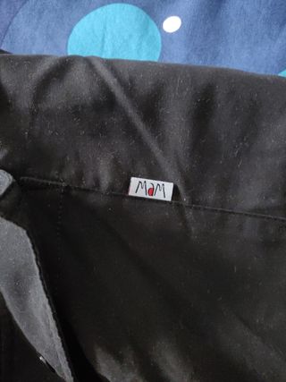 Abrigo de porteo MAM