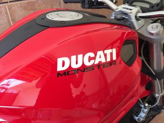 Ducati Monster 696