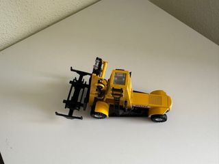 Elevadora Hyster Challenger 800 CORGI 