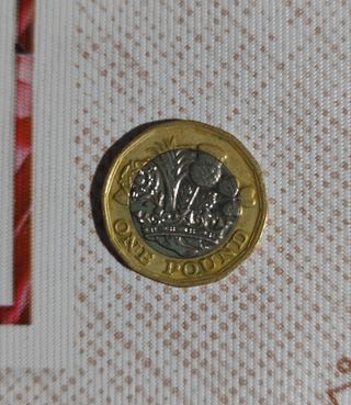 Moneda One Pound 2016 Elizabeth II.
