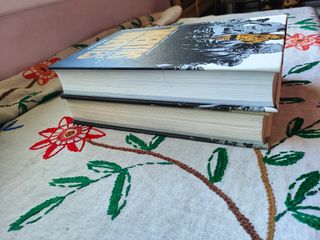 Los muertos vivientes Integral 1 y 2. Planeta.