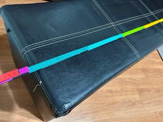 Banco de almacenaje con asiento de madera con rued