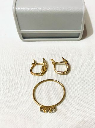 Conjunto chapado en oro 18k con circonitas