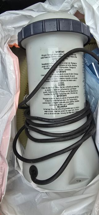 Piscina desmontable con depuradora 220x150x0,60