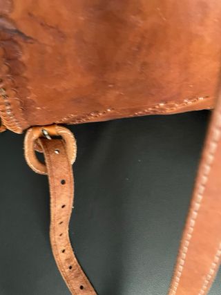 Mochila artesanal de cuero