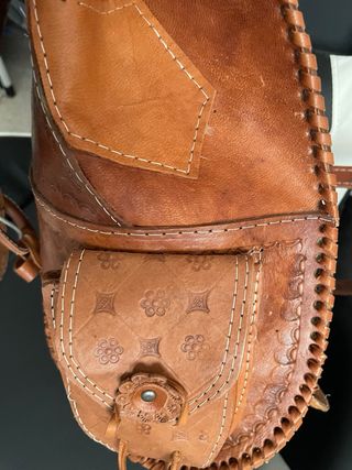 Mochila artesanal de cuero