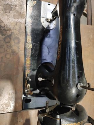 Máquina de coser antigua