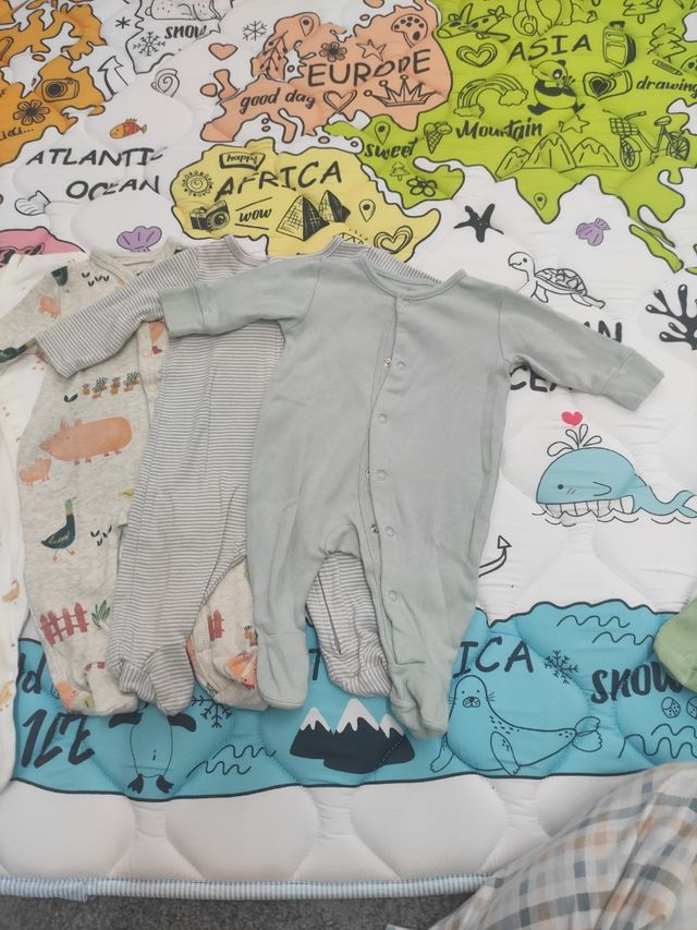 Lote pijamas bebe 0-3 meses