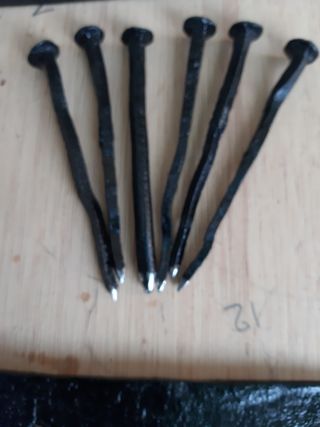 Bisagras de hierro de forja antiguas