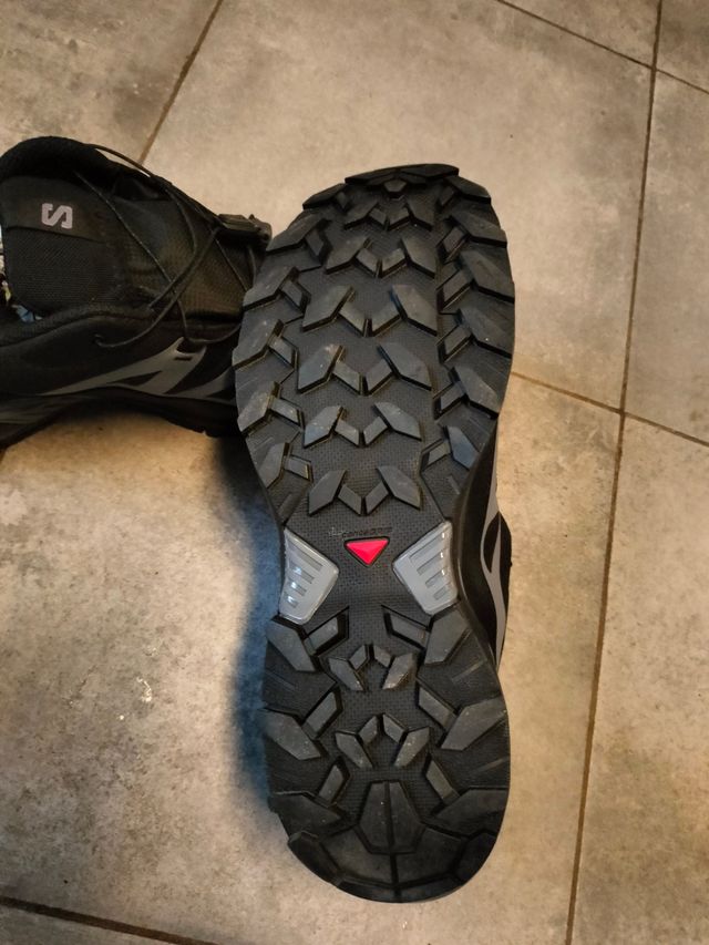 Zapatillas salomon talla44