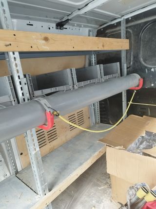 Armario estantería para furgoneta