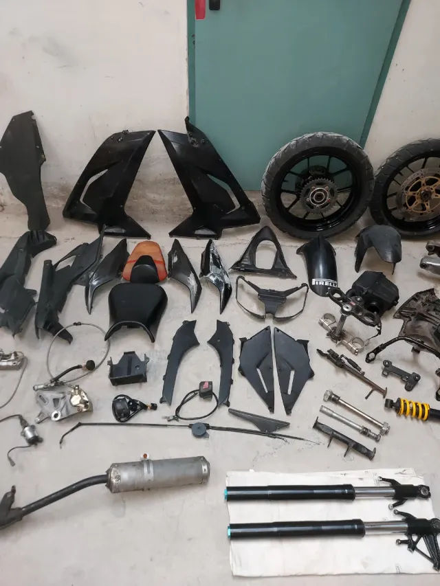 Ricambi Aprilia rs 125 2006-2014