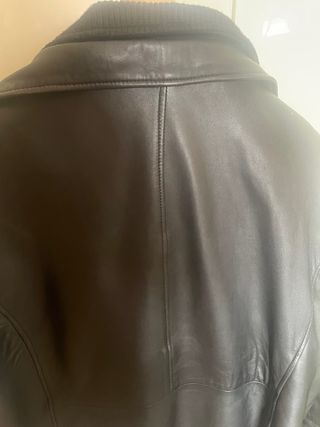 Cazadora piel negra 56