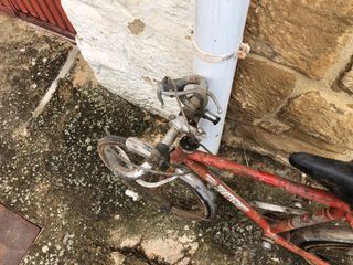 rebajada vintage.Bicicleta carreras niño antigua.