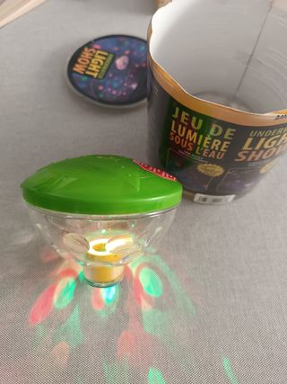 Luz piscina y spa flotante