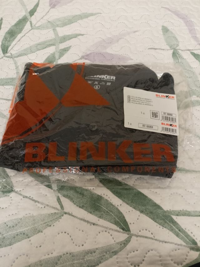 Polos de trabajo nuevos