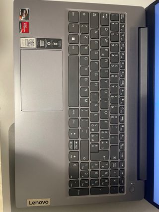 Lenovo ideapad slim 3