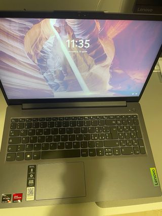 Lenovo ideapad slim 3