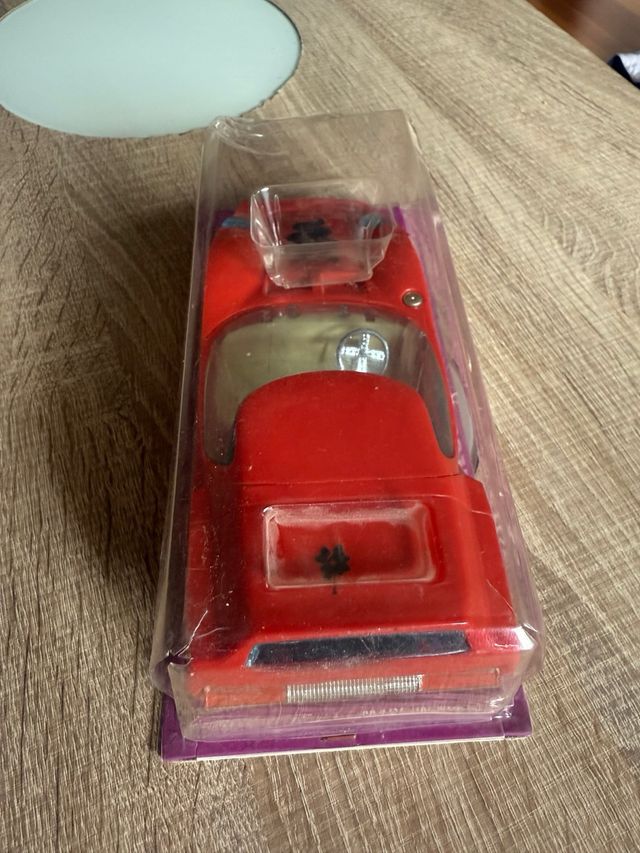 Coche antiguo alfa romeo scarabeo molto