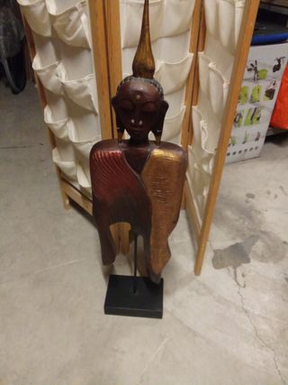 Figura talla de madera