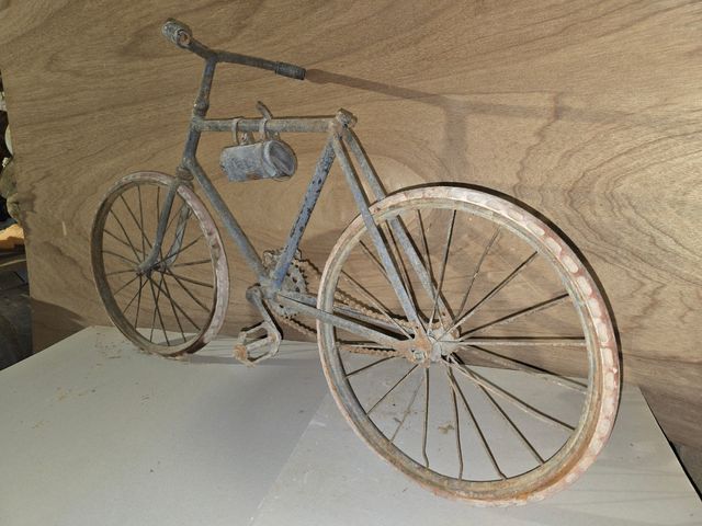 Peças únicas de bicicletas antigas