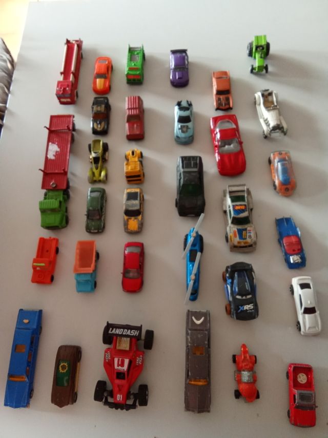 Lote 220 coches guisval Hot wheels y mas