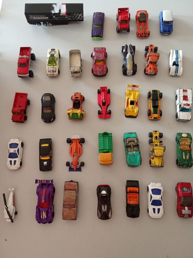 Lote 220 coches guisval Hot wheels y mas