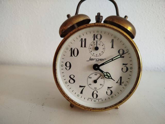 RELOJ DESPERTADOR VINTAGE MARCA JERGER