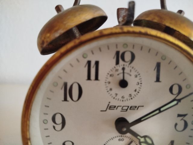 RELOJ DESPERTADOR VINTAGE MARCA JERGER