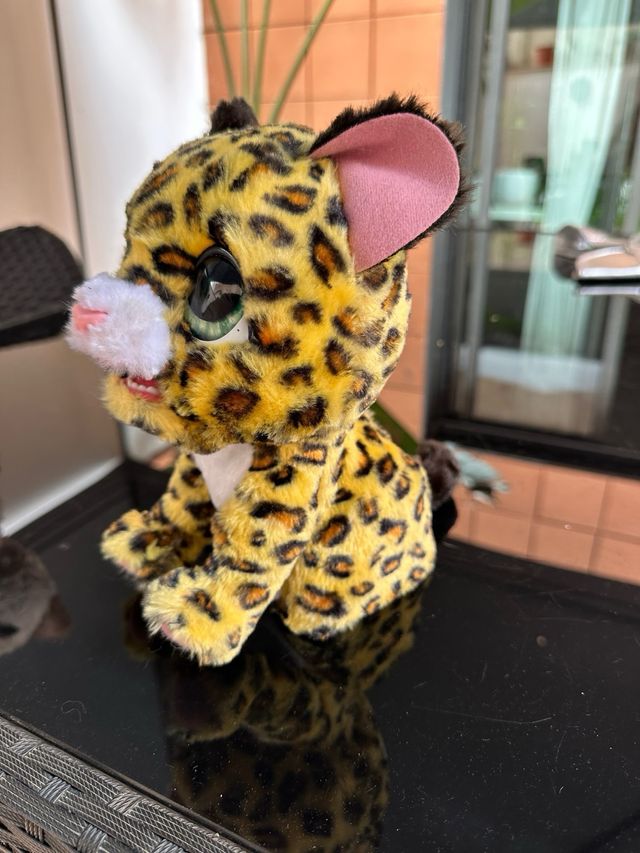 Leopardo furreal pets