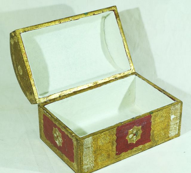 Particolare scatole portagioie di stile Fiorentino