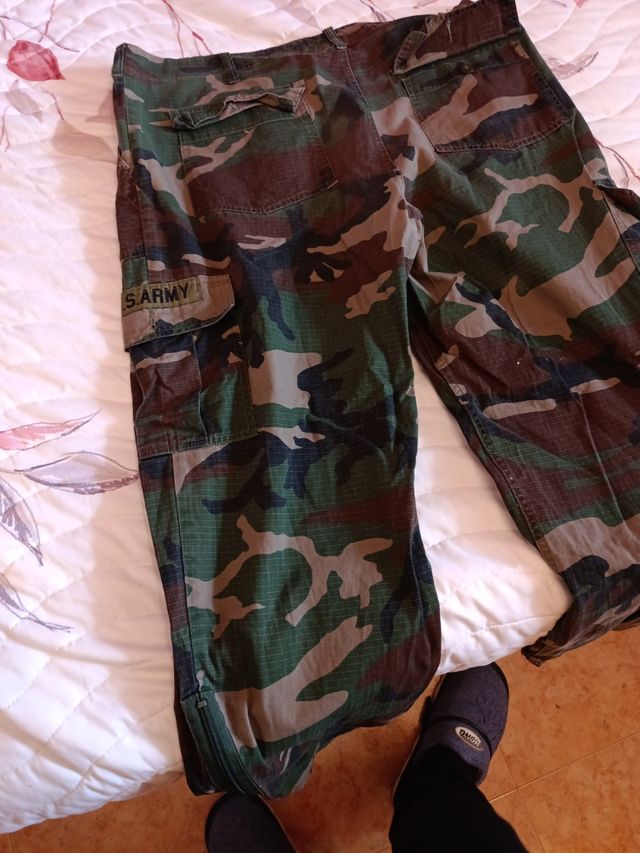 Pantalones militares.  Buen estado