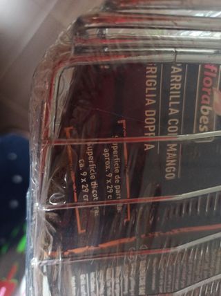 Parrilla con mango para pescado