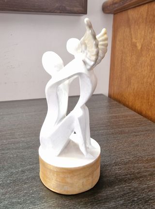 Statuina Abbraccio armonioso