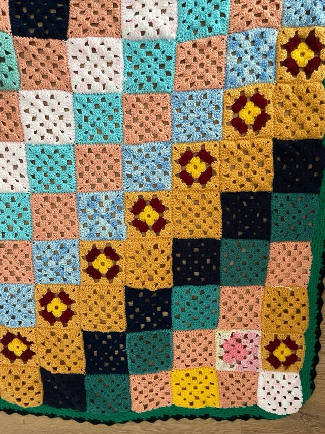 Peça de lã feita à mão