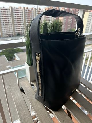 Bolso calvin klein como nuevo