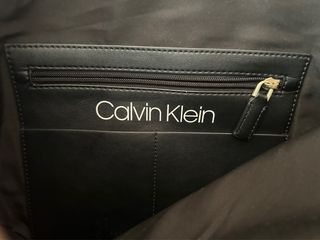 Bolso calvin klein como nuevo