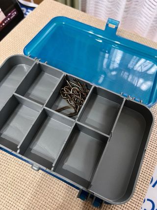Caja señuelos pesca