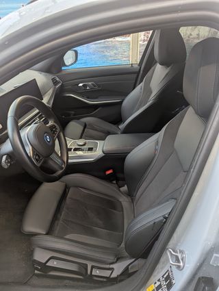 BMW 330E Touring XDrive M Pro - Híbrido