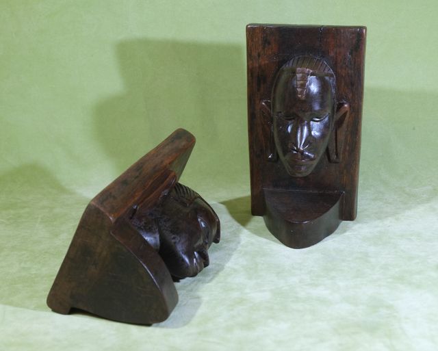 Reggilibri in legno esotico durissimo