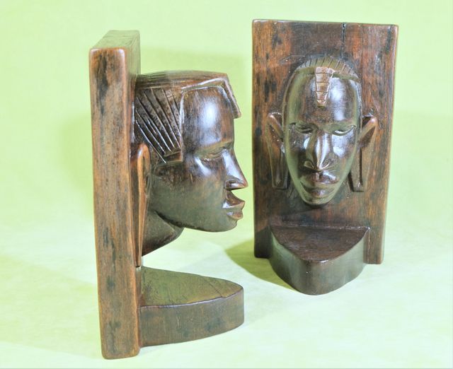 Reggilibri in legno esotico durissimo