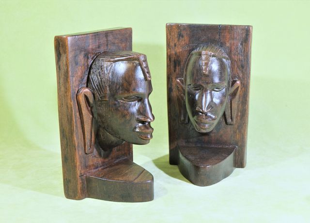 Reggilibri in legno esotico durissimo