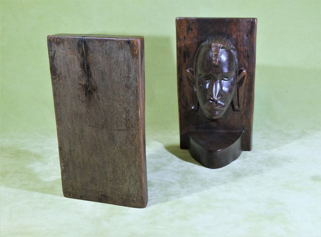 Reggilibri in legno esotico durissimo