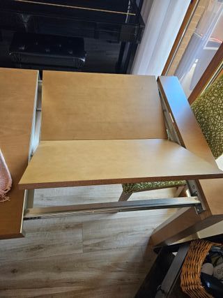 Mesa y sillas comedor