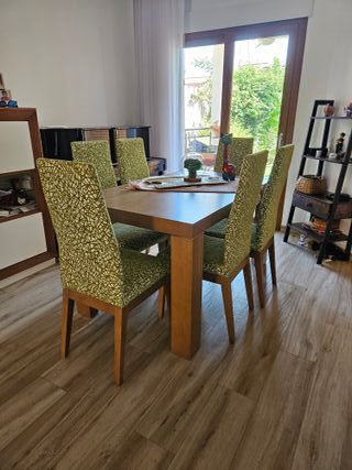 Mesa y sillas comedor