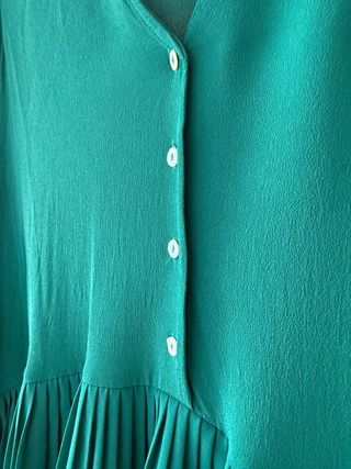 Blusa ZARA verde talla XS.