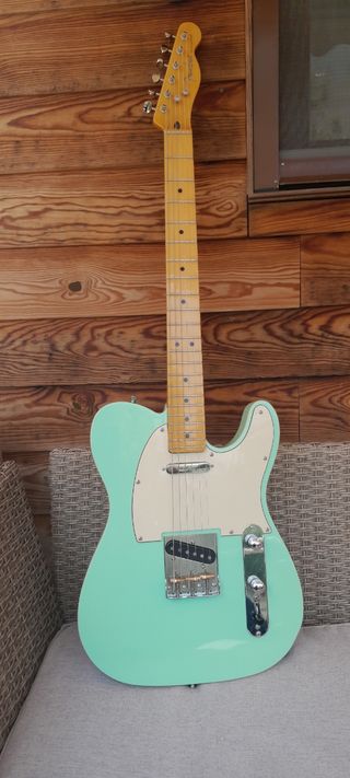 Fender Telecaster surf green. 