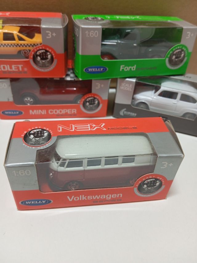 Lote 10 coches miniatura.