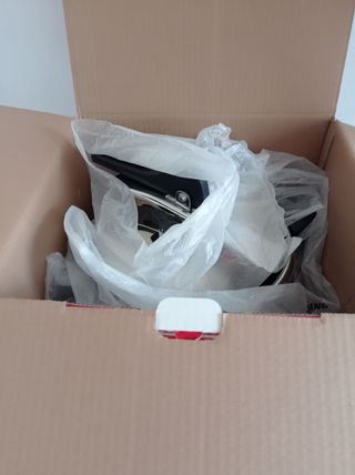 Pentola a pressione nuova 
